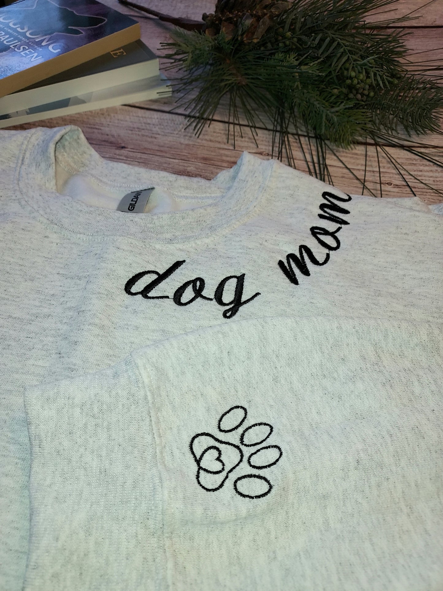 Dog Mom | Crewneck Sweatshirt | Dog lover | Pet | Custom Sweatshirt | Love | Gift | Embroidery | Puppy | Name | Paw | Sleeve Embroider |