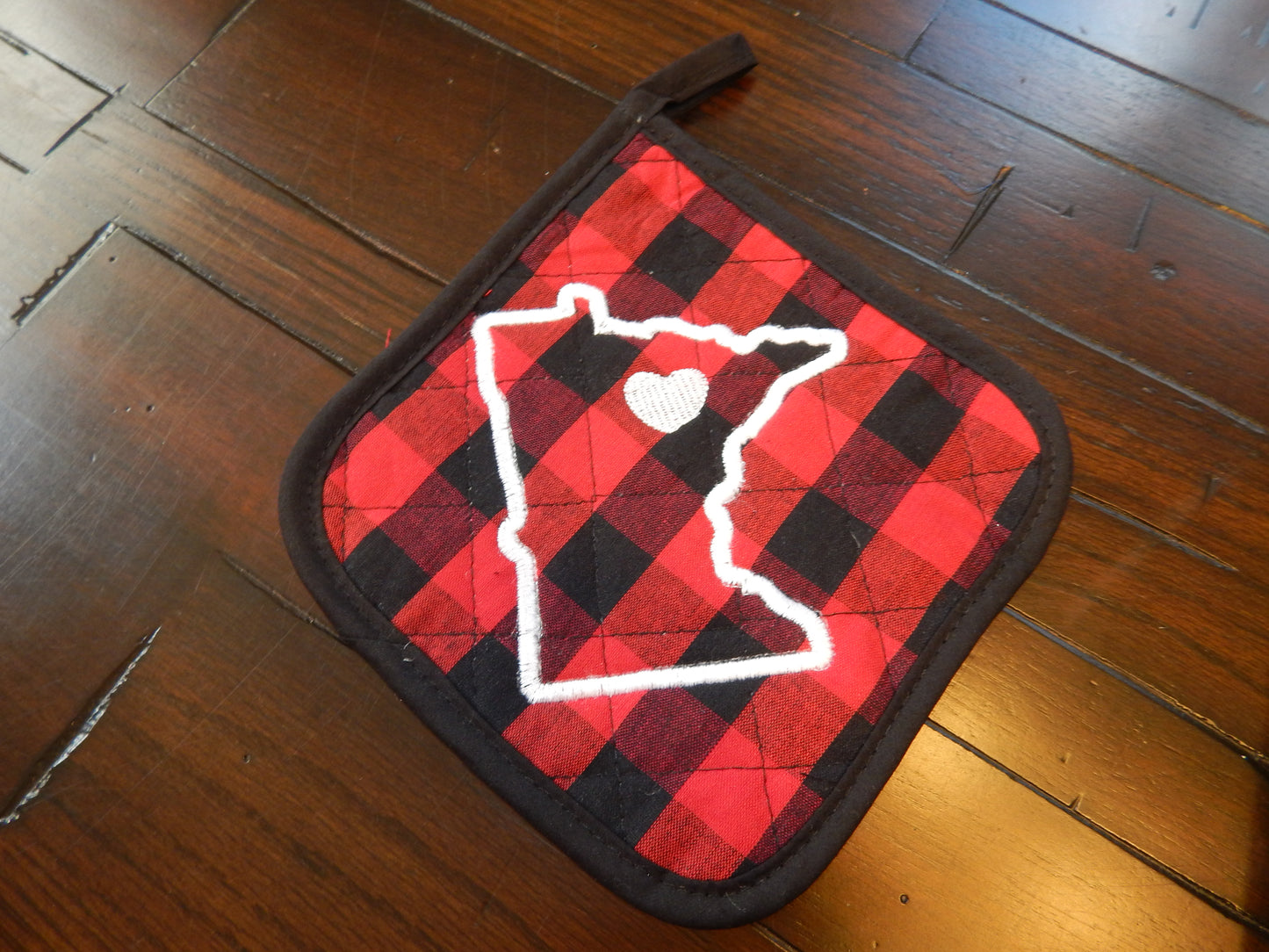 State Kitchen Decoration | Custom State Embroidery | Minnesota | Add City | Wedding Gift | Bridal Shower | Love your State | Buffalo Plaid