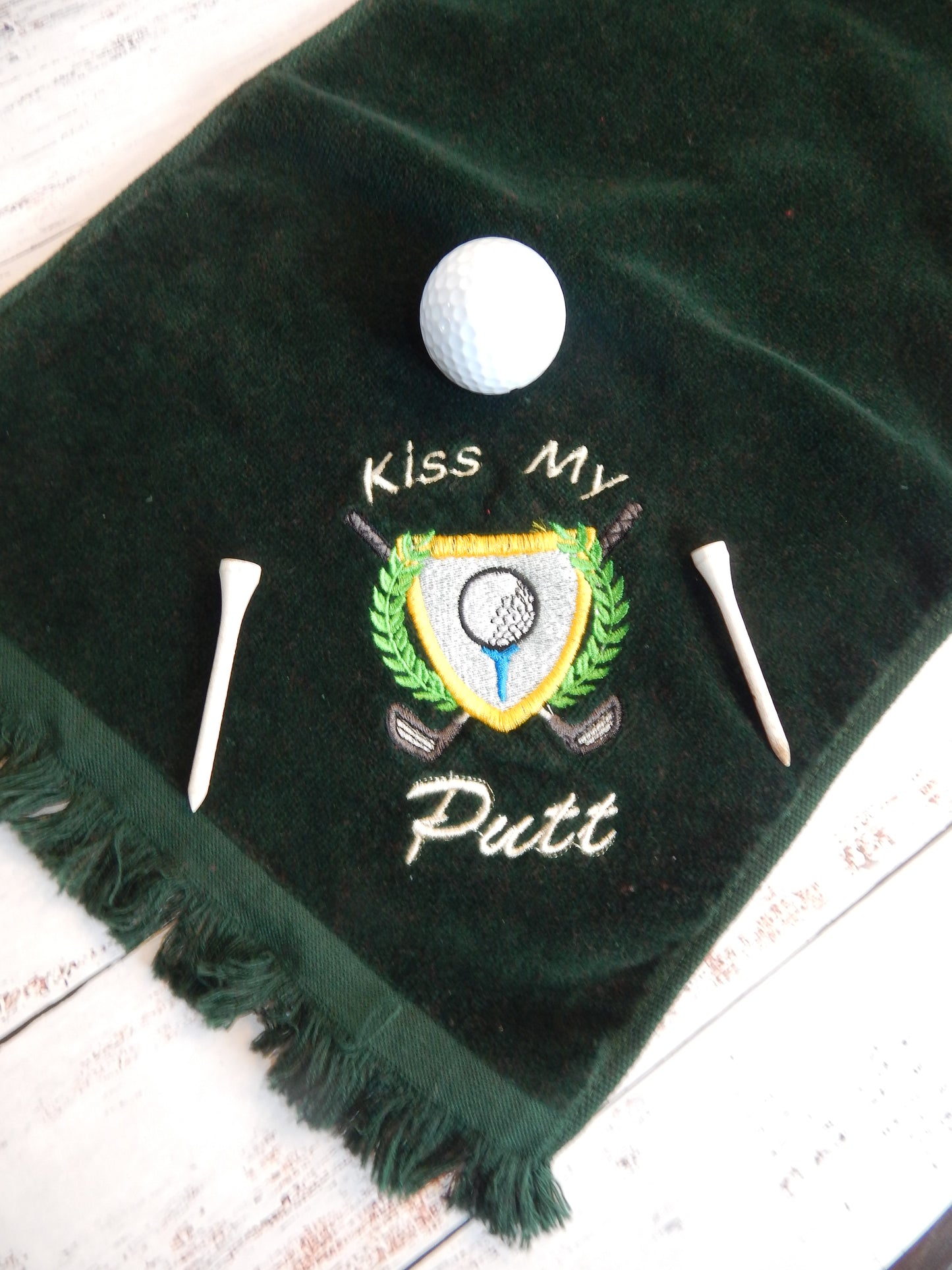 Kiss my Putt | Golf Pun | Golf Team Gift | Add Customization | Embroidered Golf Towel | Gift | Golfer | Love Golf | Funny Golf | Putting