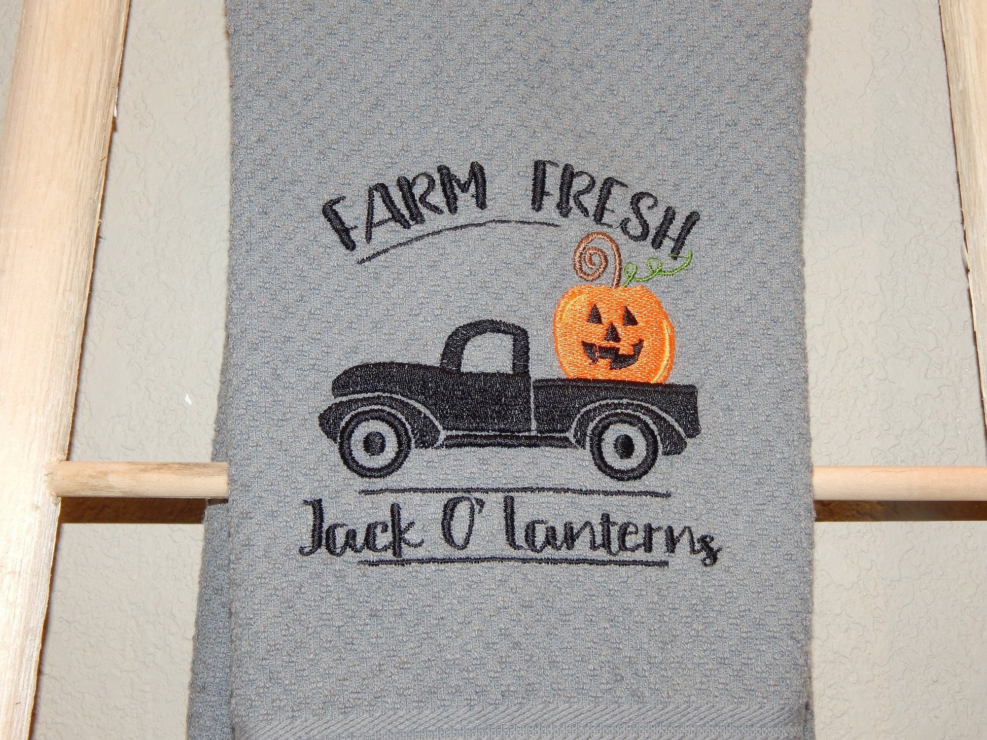 Farm Fresh Pumpkins Jack O Lantern Fun Halloween Decoration Tric – Up  North Sewing  Embroidery